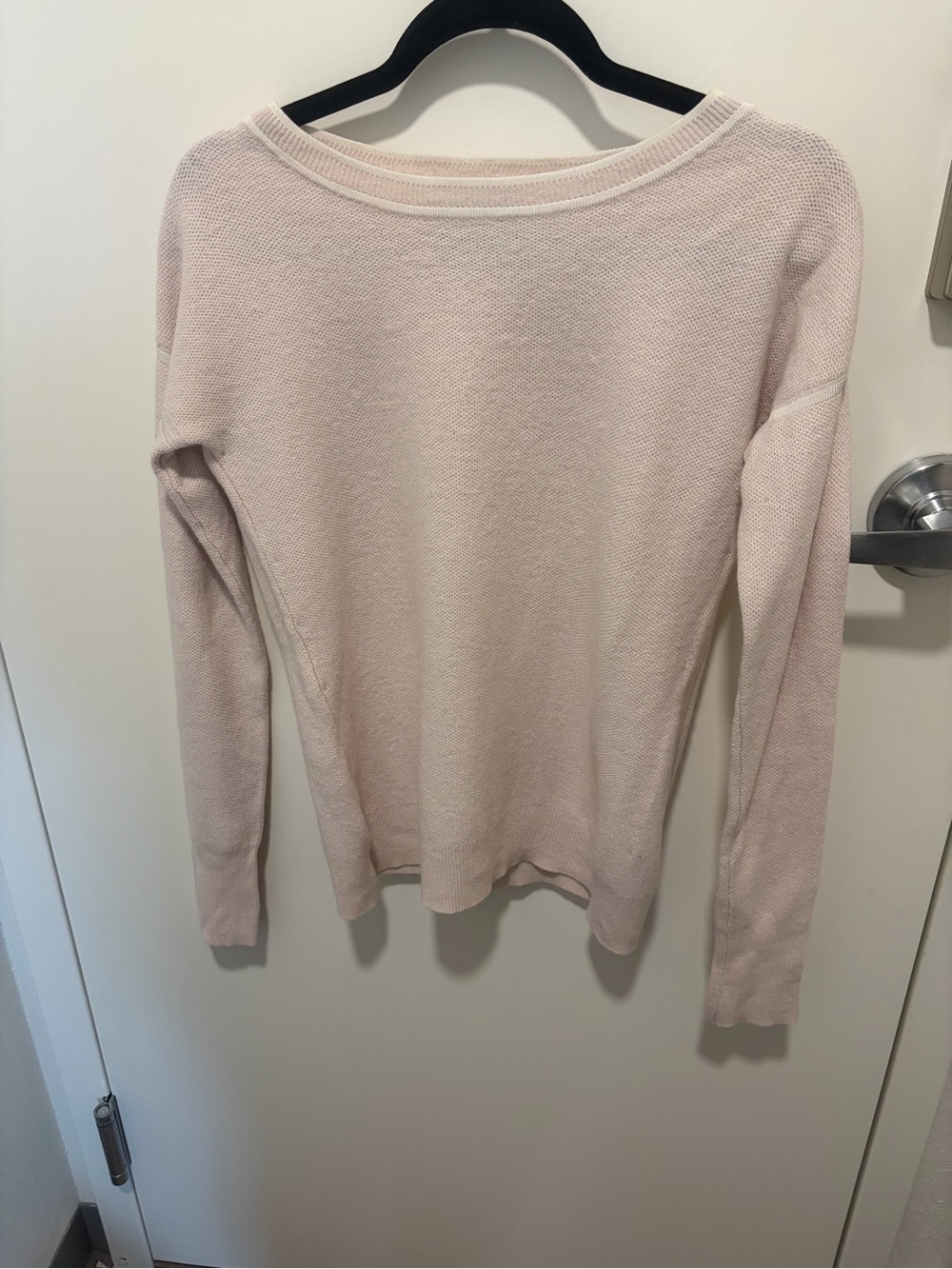 Banana Republic Light Blush Scoop Neck Sweater